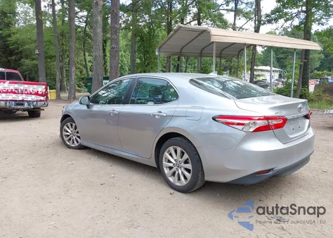 2019 Toyota Camry Le from USA, damaged, VIN 4T1B11HK5KU252335